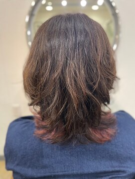 ビィーワンイースト(Be 1 EAST) ミディアムカット