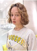 クセを活かしたナチュラルカーリーボブ