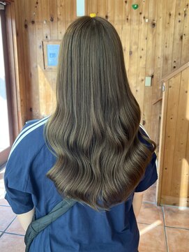ラパンセベージュ(LA PENSEE BEIGE) LA PENSEE / beige 田川 / 明るめオリーブベージュ