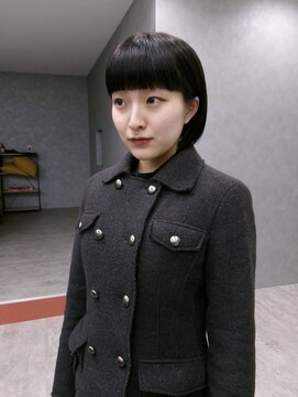 ジュール(JOULE'S) ミニマムボブにブラック系のパープルカラー