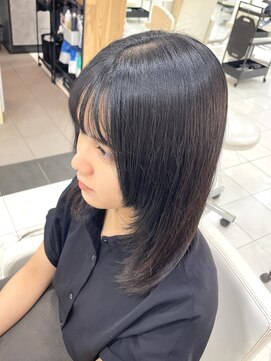 レイヤーカット縮毛矯正ストレート