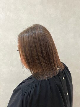 ヴィサージュアクト(VISAGE a.c.t) 切りっぱなしボブ