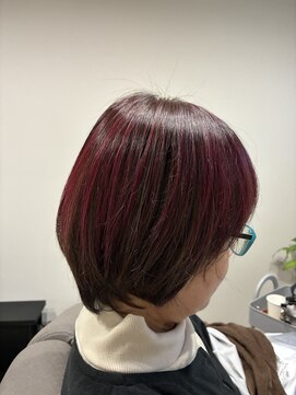 ロコヘアー(Roco Hair) ボルドーカラー×ショートスタイル