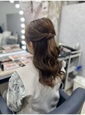 ハーフアップ