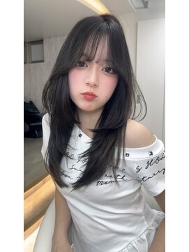 ロンドルピナス 小倉(Lond Lupinus) ミディアムレイヤーカット/似合わせカット/大人ガーリー/20代