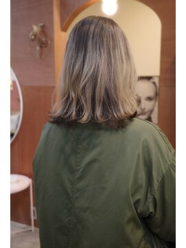 チャプター 問屋町(chapter) 髪質改善ミルクティベージュ外はねボブケアブリーチダブルカラー