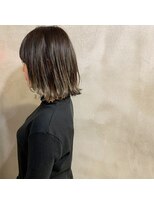 色持ち◎透明感グレーで赤み除去！