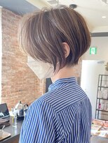 《30代40代》白髪ぼかしハイライト×前下がりボブ【イケダ】