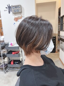 ディッシュ 五反田(dish) 五反田美容室☆インナーカラー、セクションブリーチカラー