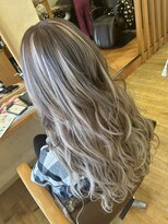 ヘアーコレット(hair Colet)&nbsp;ホワイトグラデーションバレイヤージュ