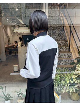 オムズドット(om's dot) 黒髪×ミニボブ（お客様スタイル）