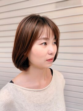 ウォーターリリー(Water Lily) 【丸みショート】大人かわいい色っぽボブ