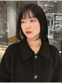 黒髪艶髪大人シンプルショートボブ前髪ありブルーブラックカラー