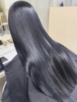 クロレ(Clore) 艶々の縮毛矯正 お任せください。