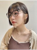 顔周りレイヤーカットグレージュカラーくびれボブショートカット