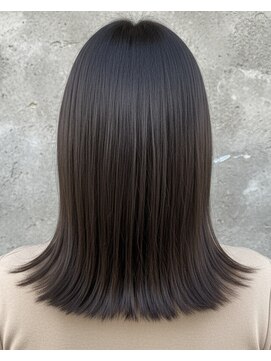 オンク 新宿(onk) 黒髪/グレーベージュ/レイヤーロング/前髪パーマ[新宿駅]