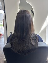 ロア 熊本(LOA)&nbsp;高めレイヤー　ワンカールコテ巻き風パーマ