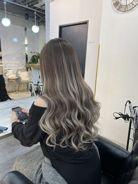 ラピス 千葉(Lapis) ブリーチ/ダブルカラー/エクステ/リタッチ/レイヤーカット