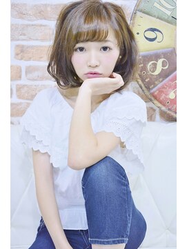 メイズ(MAZE) 耳かけライムグレージュ3Dボブディ【メイズ東中野・鍛原志行】