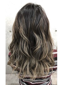 シエル 松山店(CIEL) 外国人風カラー