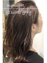 ルー(loup)&nbsp;☆シルバーグレージュ☆ハイライト/ミルクティーアッシュ
