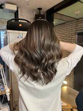 ラフ(LAFF) #ショコラアッシュ#ヘルシースタイル#ふんわりカール