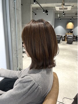 ルース(LOOSE) 外ハネくびれボブ