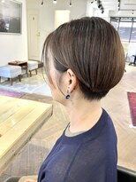 ファイブシーン アオヤマ(5SCENE AOYAMA)&nbsp;ショートシークレットハイライトカット前髪なし30代40代50代