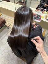 ロロ(ro-ro)&nbsp;【恵比寿 ro-ro】栄養をミチミチに入れ込むトリートメント