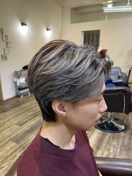 トータルビューティーサロン プリエ(prier) フェザー風センターパート