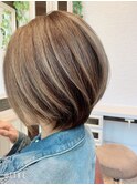 外国人風グレージュグラボブ
