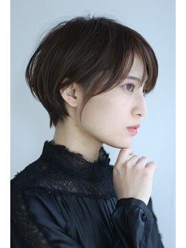 リル 8F 銀座(Rire) 【Rire-リル銀座-】３０代４０代にオススメマッシュショート