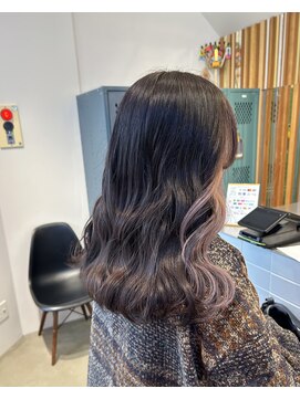 ラベンダーグレージュ×ピンク