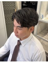 キートス(Kiitos) 【清潔感◎大人センターパート】
