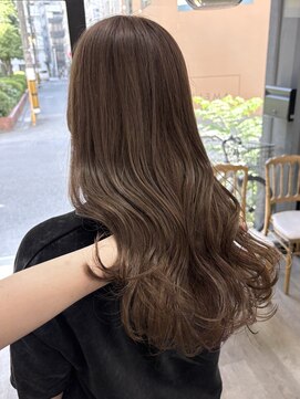 アメリ(AMELIE) 【春山心彩】ワンブリーチだからできる、まろやかブラウン