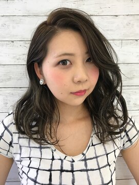 スパーク ヘアアンドフェイス(Spark HAIR&FACE) ジェシカライツ early summer2