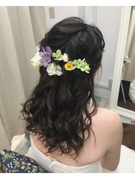 ヘアアンドケア エジェリラボ(hair&care egerie lab) 編みおろしアレンジ