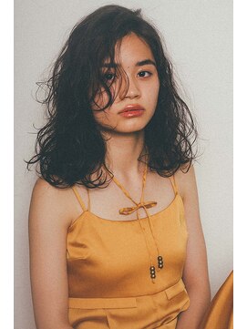 ロンプ(romp) こなれ感！甘めモードなカールヘア【romp恵比寿】【romp佐々木】