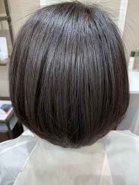 リベルタ(liberta) 艶ボブ