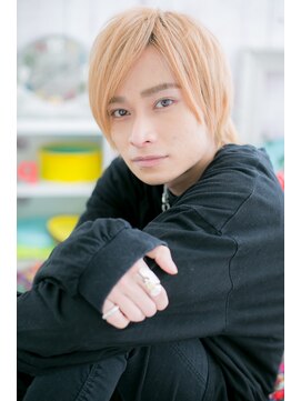 ミック ヘアアンドメイク アップ 駒込店(miq Hair&Make up) 目立ち度◎ハイトーンカラーウルフボブショートb1