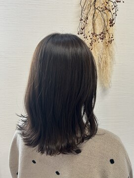 デュッカアンティーク(Duka antique) グレージュ