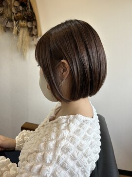 フラクト(FLact) ショートボブ_大人ボブ_フォギーベージュ