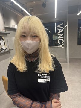 ヴァンシィー(VANCY) 抜きっぱなしブロンド