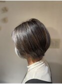 丸みショート×グレーハイライト