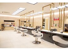 アース 葛西店(HAIR&MAKE EARTH)の雰囲気（広々とした店内☆【EARTH葛西】）