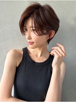 ディアー 生駒店(Dear)の写真/ショート特化スタイリストが在籍。洗練された美フォルムで小顔見せ[生駒]