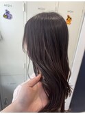 秋カラーで落ち着いたブラウン