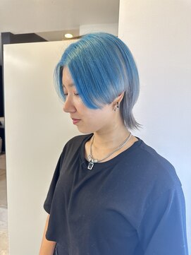 アニュー(A'nyu) 水色シルバーカラーケアブリーチルーツカラーエンドカラー