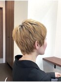 外国人風ショート／くせ毛ショート