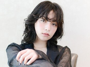ティファ 大宮(Tiffa)の写真/【大宮駅徒歩5分】女子力UPの大人ミディStyle◎髪の状態や髪質に合わせて薬剤を選定し理想のパーマに♪